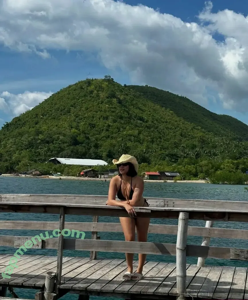 Angelu Rosales nude photo #0010 (gellousy)