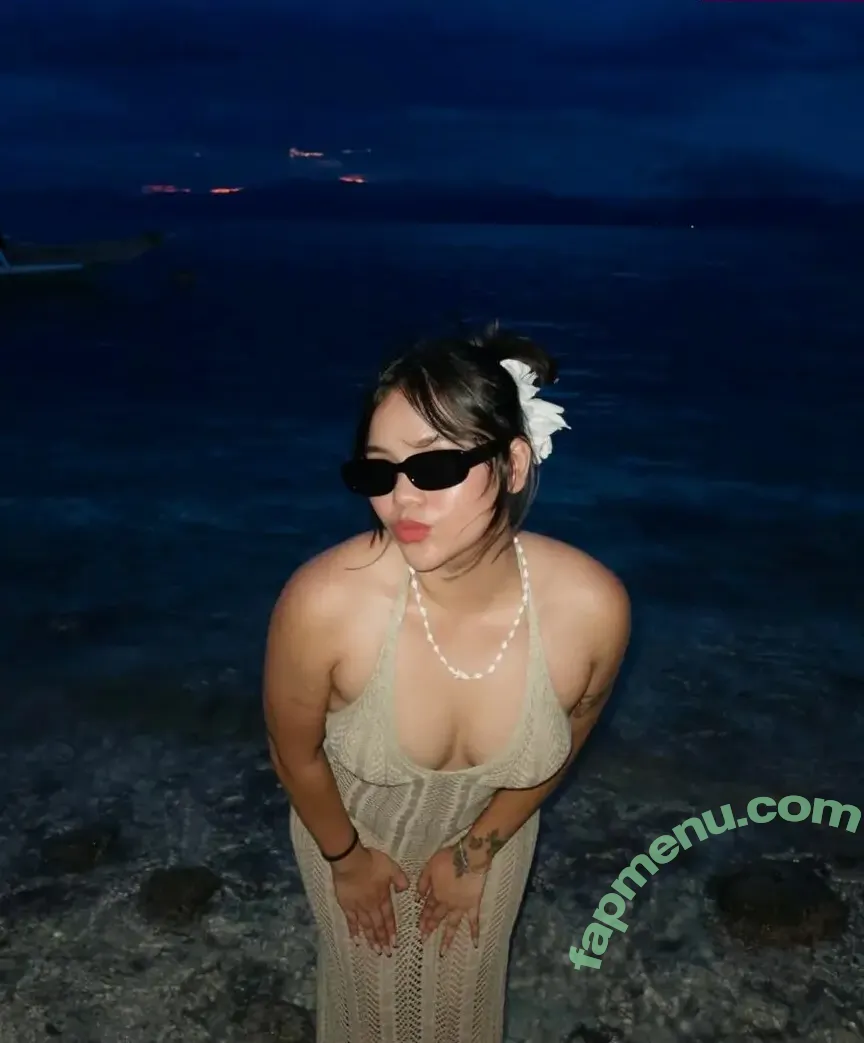 Angelu Rosales nude photo #0013 (gellousy)