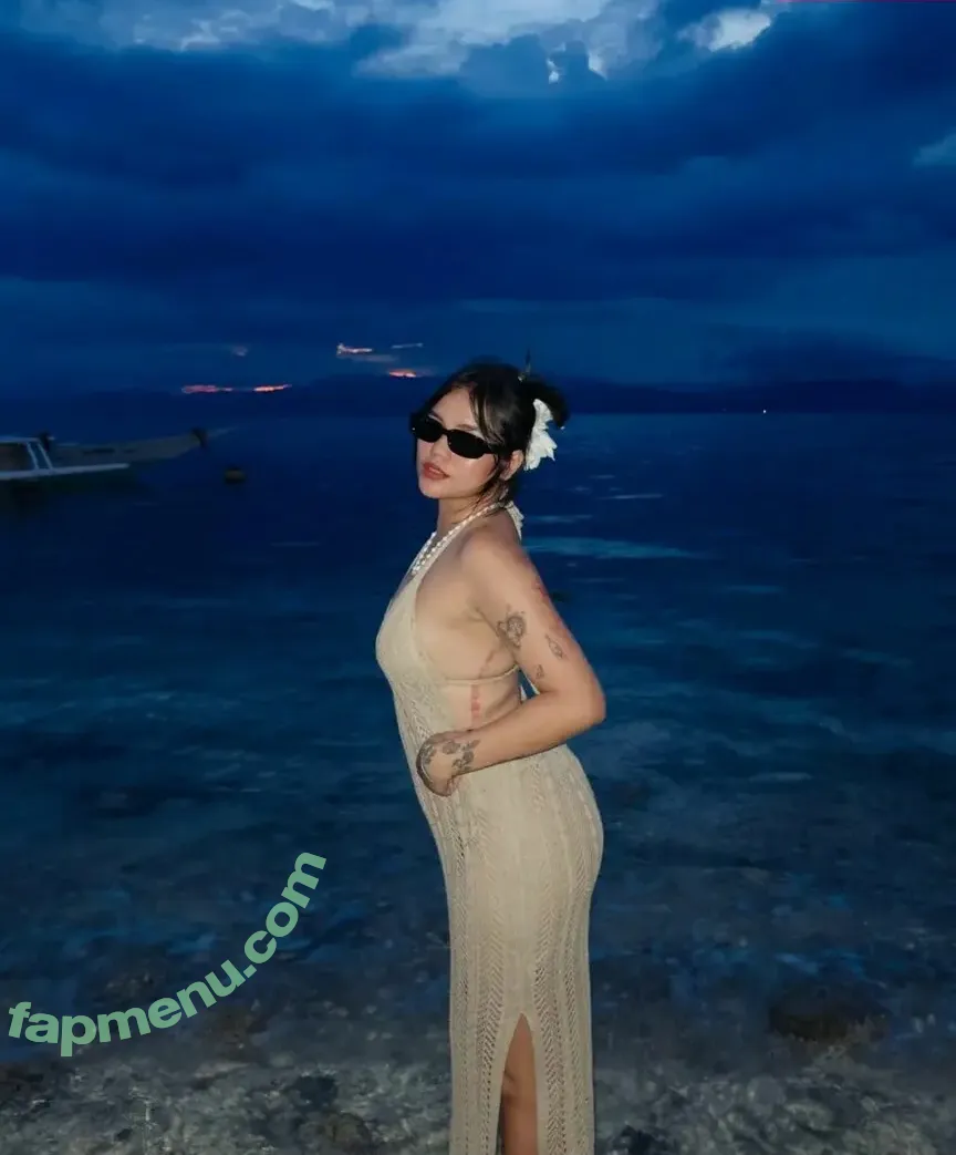Angelu Rosales nude photo #0016 (gellousy)