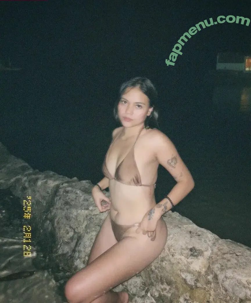 Angelu Rosales nude photo #0023 (gellousy)