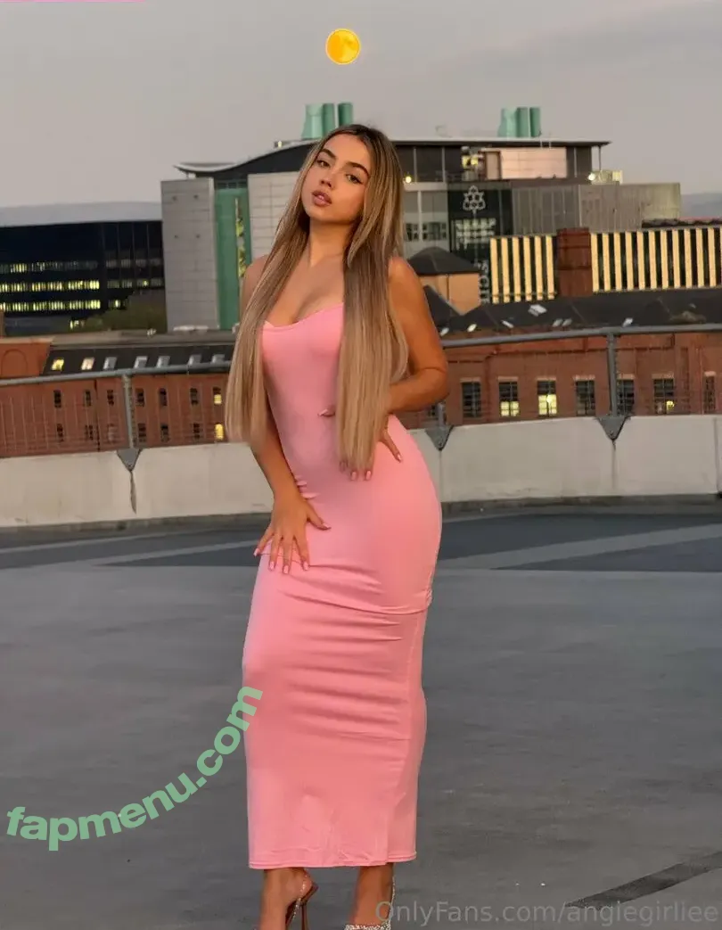 angiegirliee nude photo #0015 (angiegirlieee)