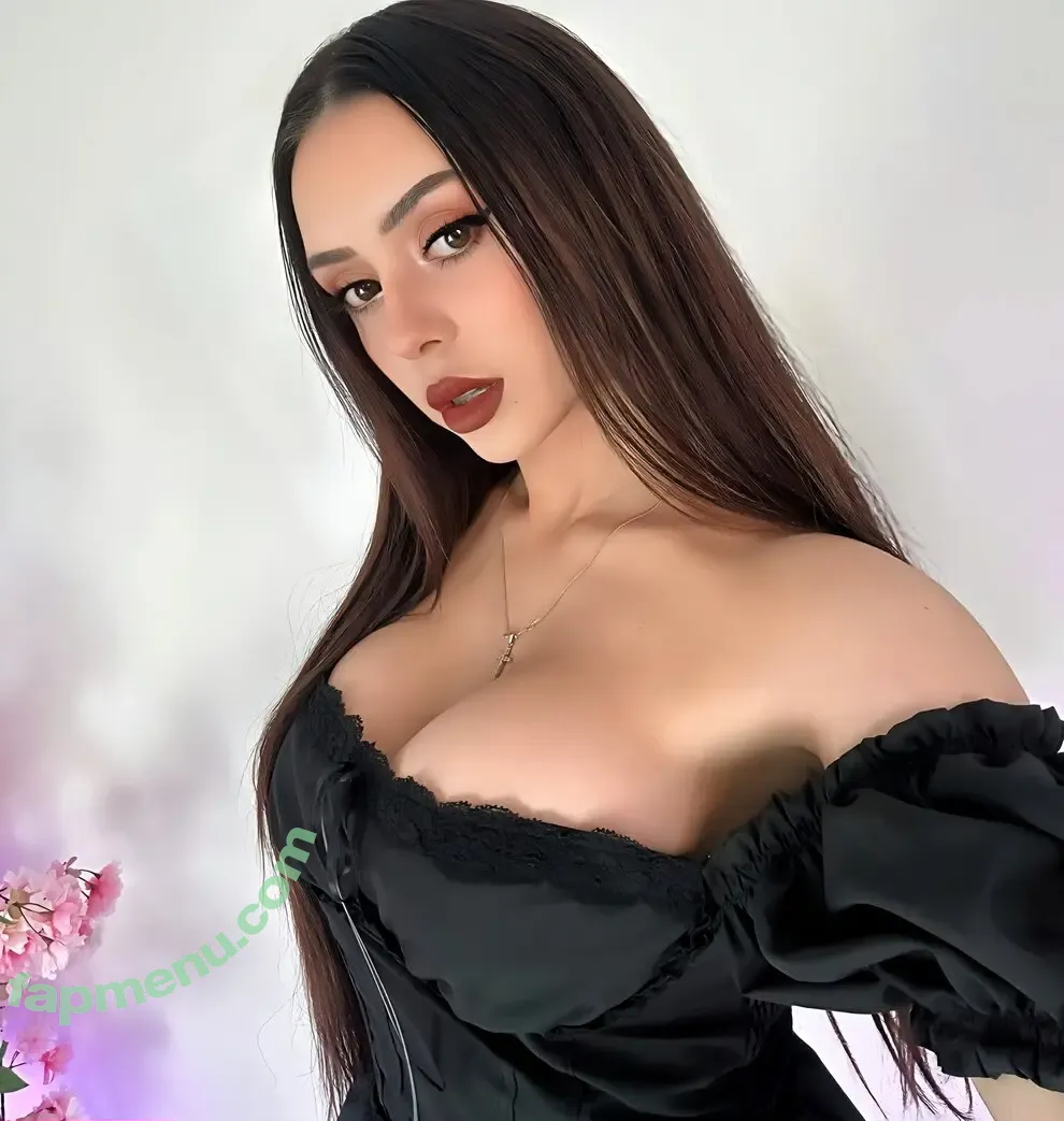 AngleMelly nude photo #0003 (angelmelly)