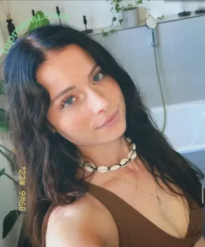 Anica Zimmermann / anica nude photo #0350