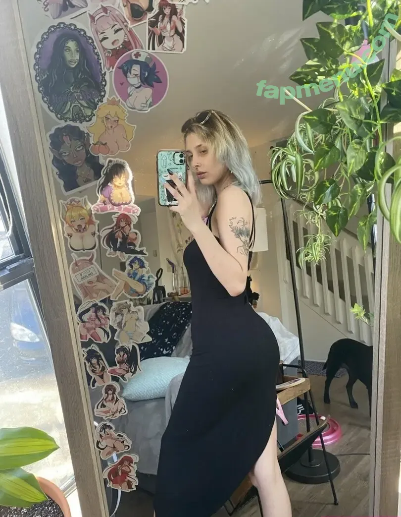 animebitch666 nude photo #0191 (lilgothfairy)