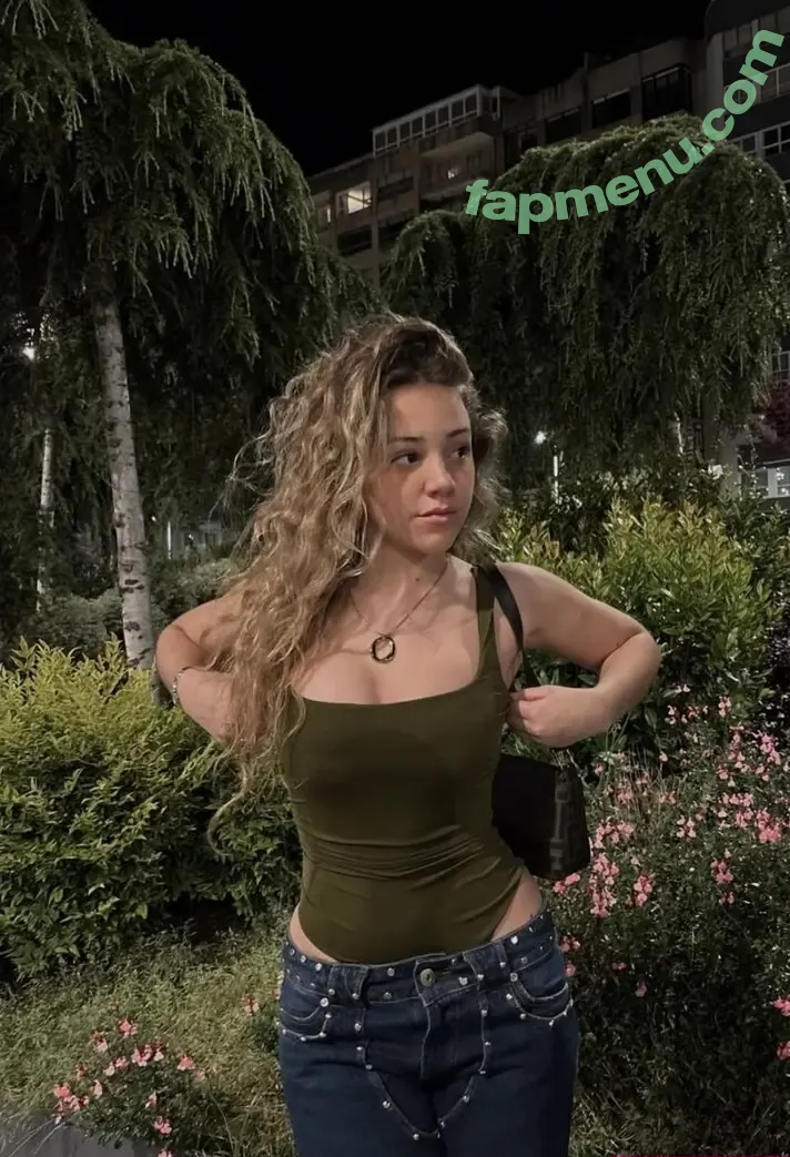 anitarqp nude photo #0003 (anitarqp)