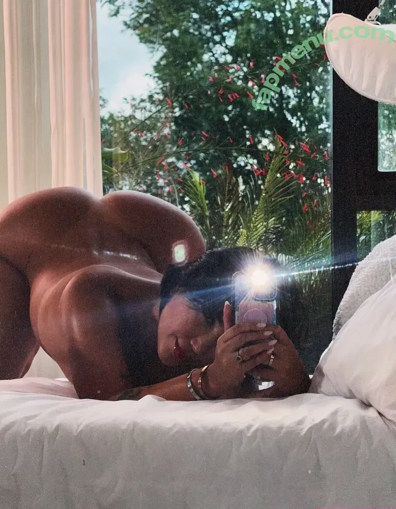 Anna Beggion nude photo #0001 (annabeggion / annabgo / annabgomodel)