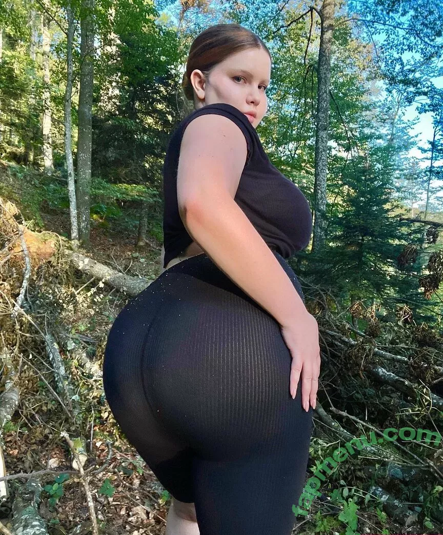 Anna Bernadi nude photo #0486 (AnnaBernadina / BernadiAnna / anna___bern / annabernadi)