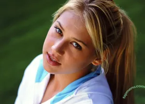 Anna Kournikova / annakournikova nude photo #0350
