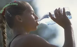 Anna Kournikova / annakournikova nude photo #0410