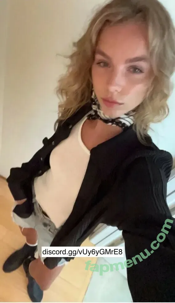 Anna Shumate nude photo #0327 (Annabananaxdddd / annashumate / annashumatee)