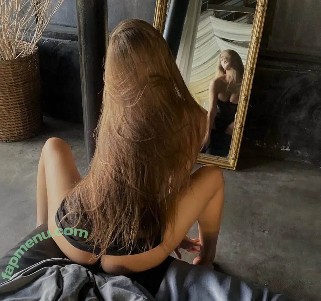 anna_six nude photo #0014 (anna_six_)
