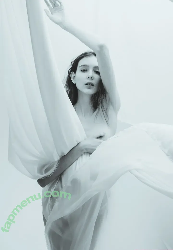 Anna Sorochan nude photo #0013 (Anisssia / Анна Сорочан)