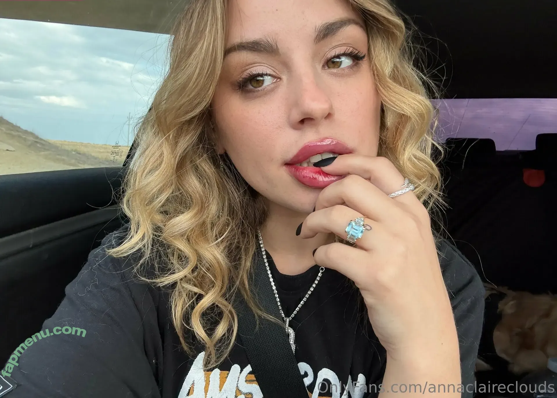 annaclaireclouds nude photo #0269 (annaclairecloudstv)