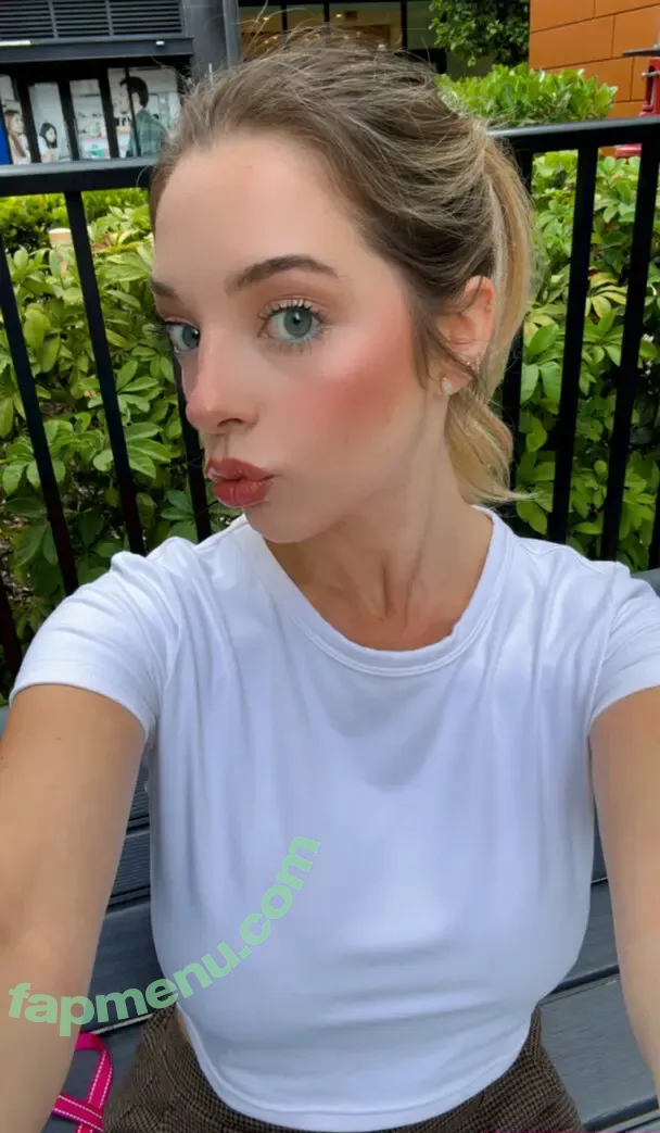 annahangers nude photo #0016 (annahangersof)
