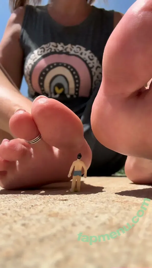 annaspuresoles nude photo #0011 (annaspuresoles)