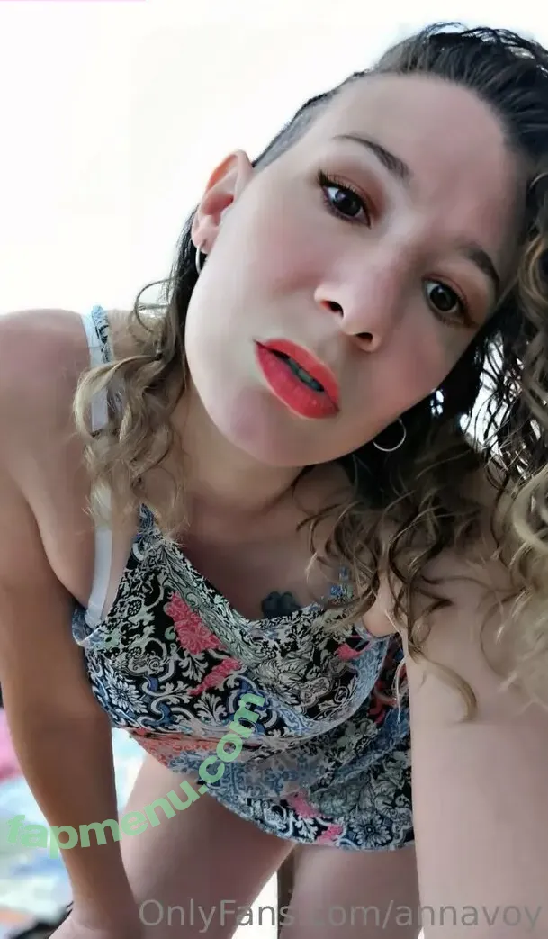 annavoy nude photo #0030 (annavoy_)