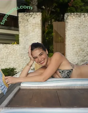 Anne Curtis / annecurtissmith nude photo #0011