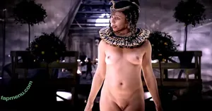  nude photo #0001
