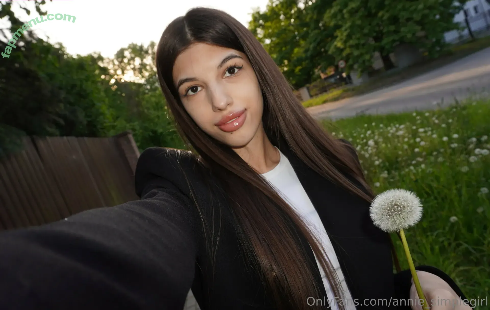 annie_simplegirl nude photo #0040 (annie_simplegirl)