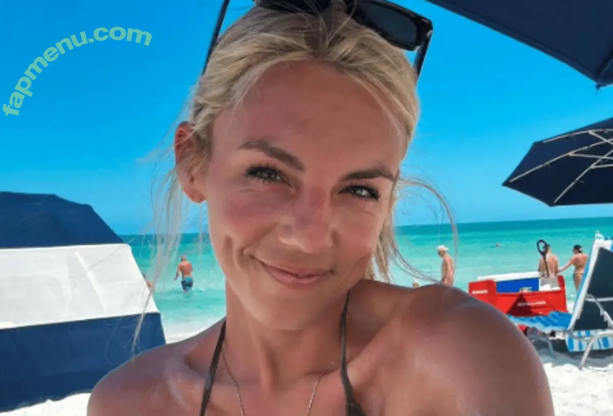 annieagar nude photo #0008 (annieagar)