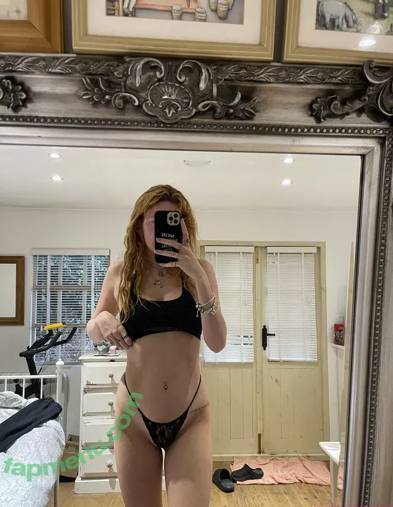annieecharlotte nude photo #0017 (annieecharlotte)