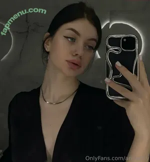  nude photo #0005