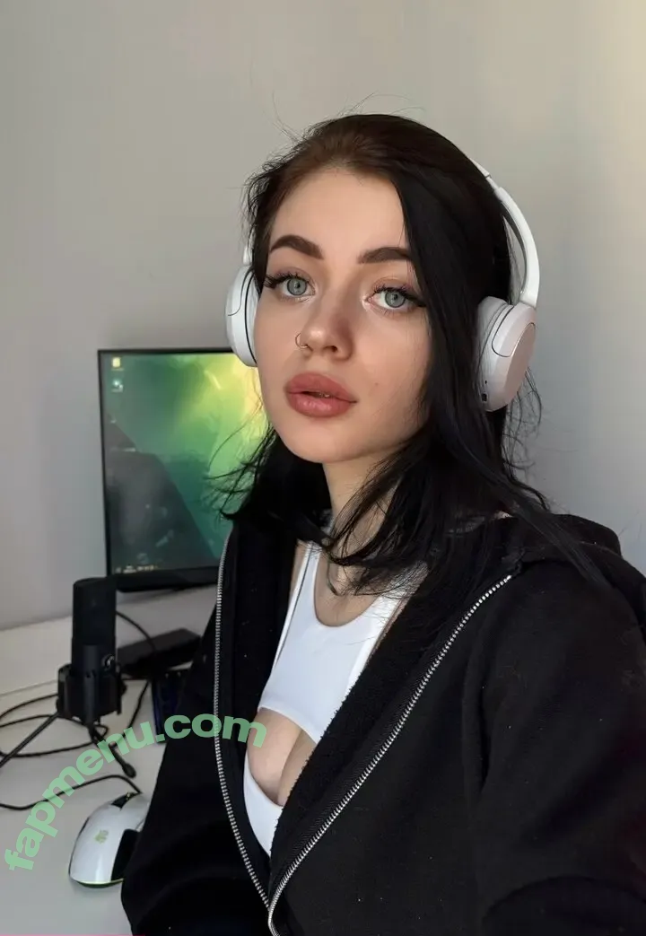 annyolsy nude photo #0001 (annyolsy)