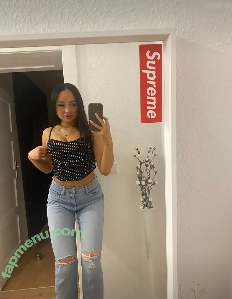 Anschaaa nude photo #0034 (Anschaaa)