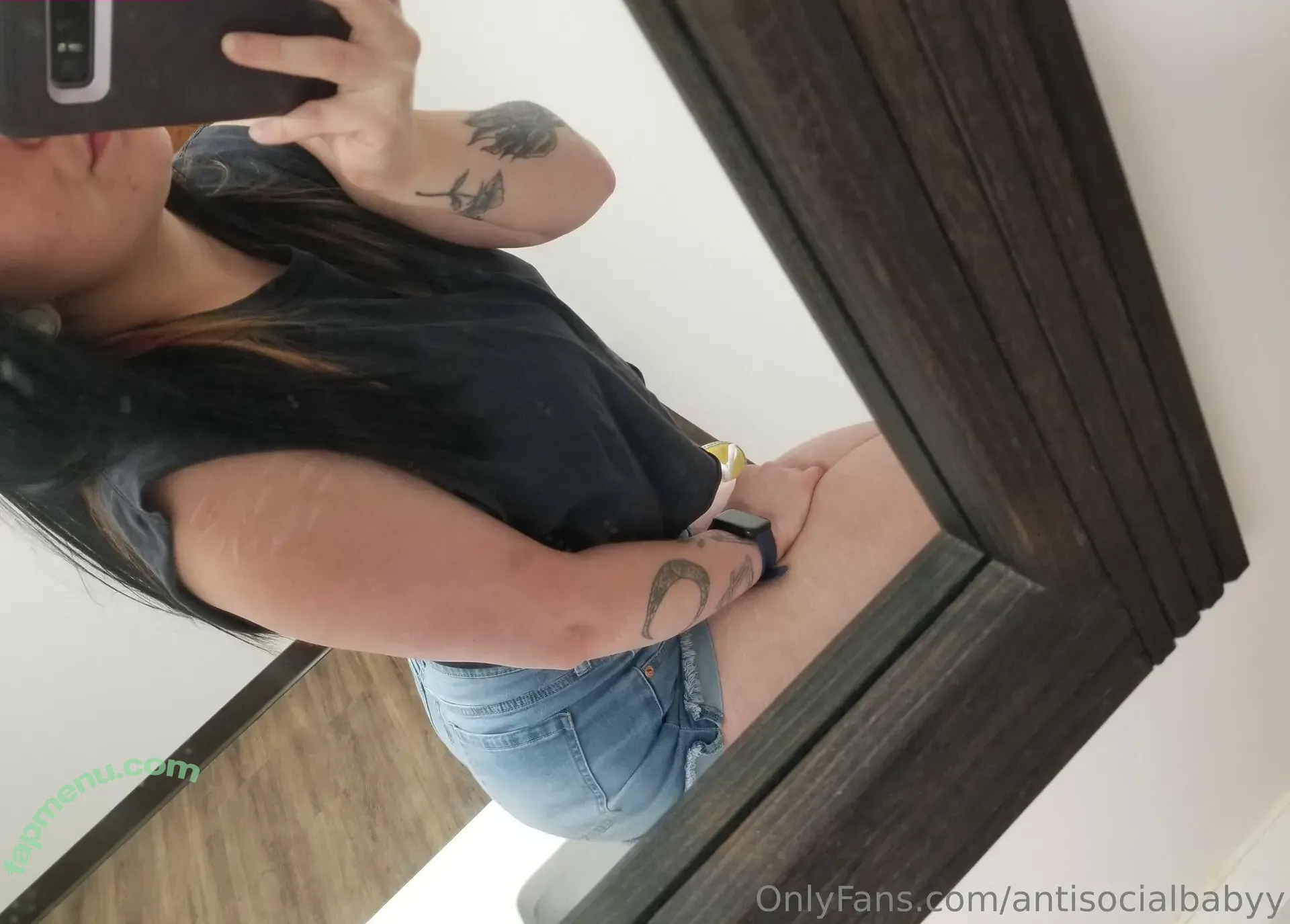 antisocialbabyy nude photo #0003 (antisocialbabyy)