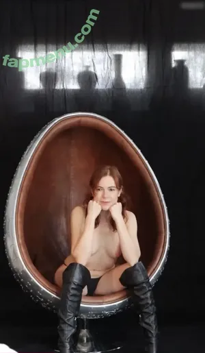 Antje Mönning / AntjeMoenning nude photo #0555