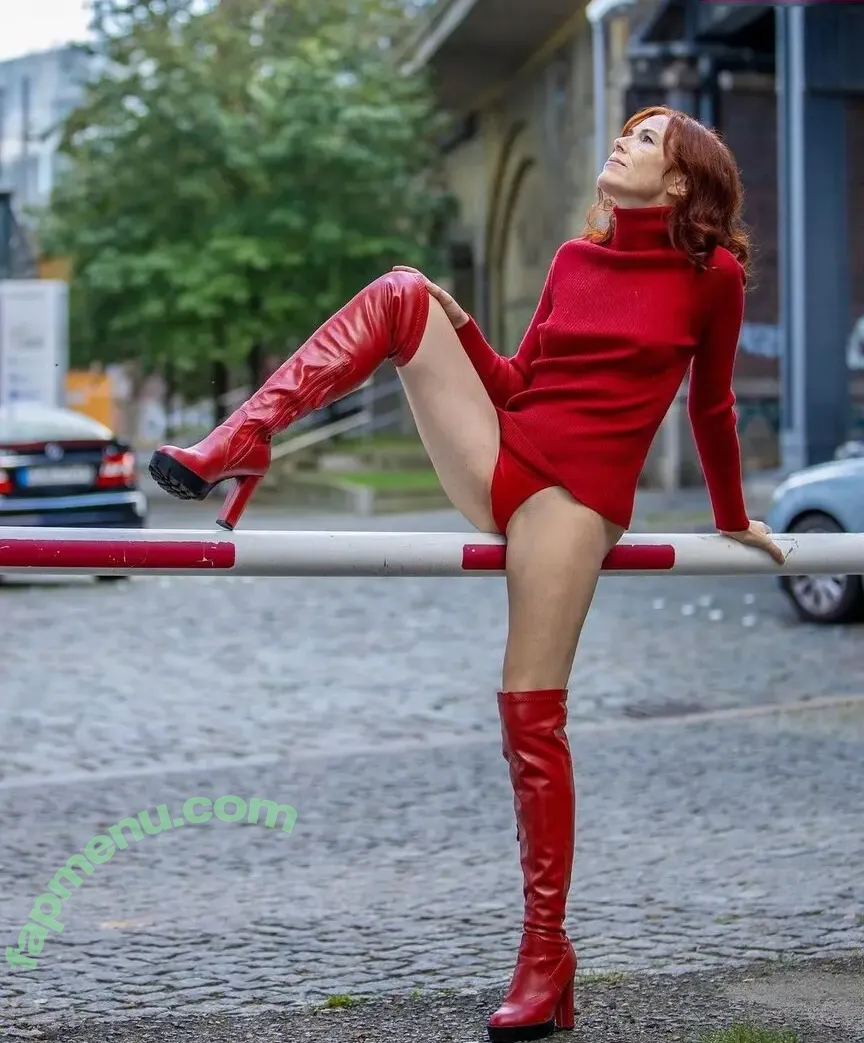Antje Mönning nude photo #0124 (AntjeMoenning)