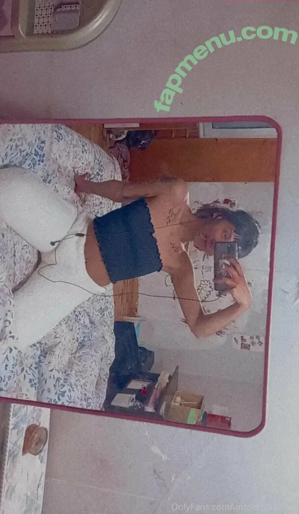 antonelitafree nude photo #0010 (antoinette_theresa_)