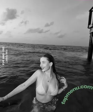  nude photo #0008