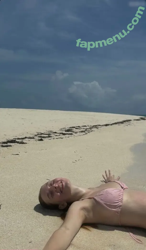 Antonia Heuer nude photo #0010 (Antonia Heuer)