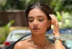 Anushka Sen / anushkasen0408 nude photo #0145