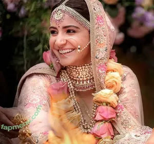 Anushka Sharma / anushkasharma nude photo #0105