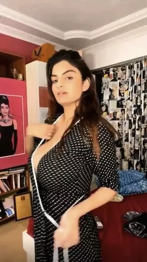 Anveshi Jain / anveshi25 / anveshi_jain / anveshijain nude photo #0201