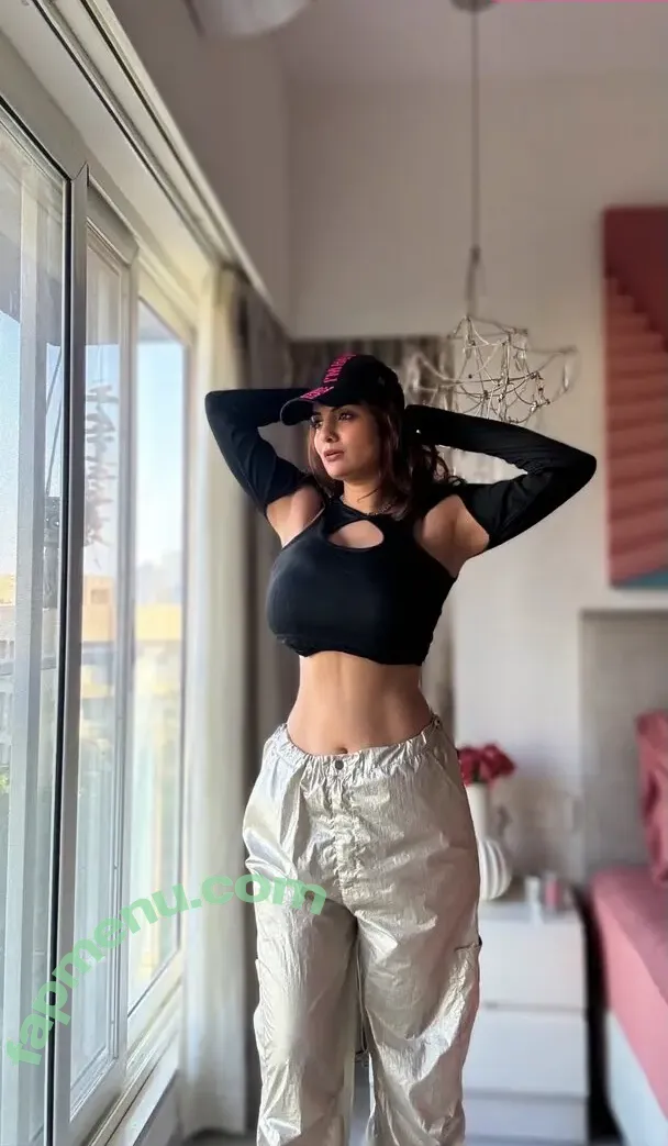 Anveshi Jain nude photo #0704 (anveshi25 / anveshijain)
