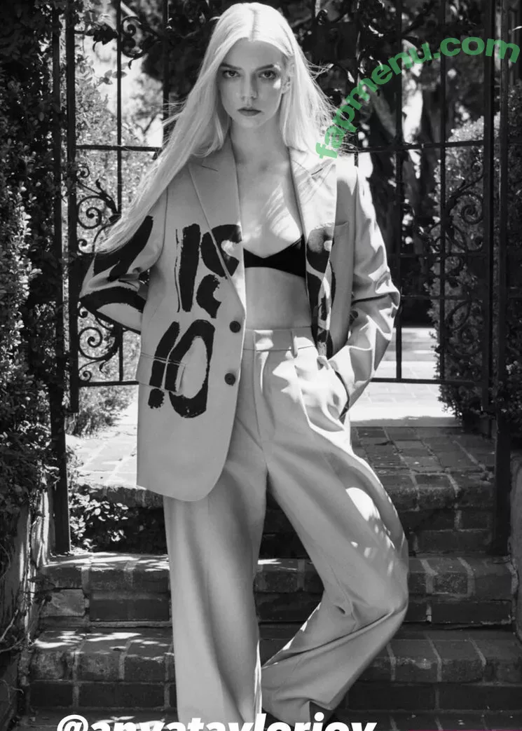 Anya Taylor-Joy nude photo #2905 (Anya Taylor Joy / anyataylorjoy)