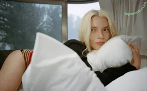 Anya Taylor-Joy / Anya Taylor Joy / anyataylorjoy nude photo #3447