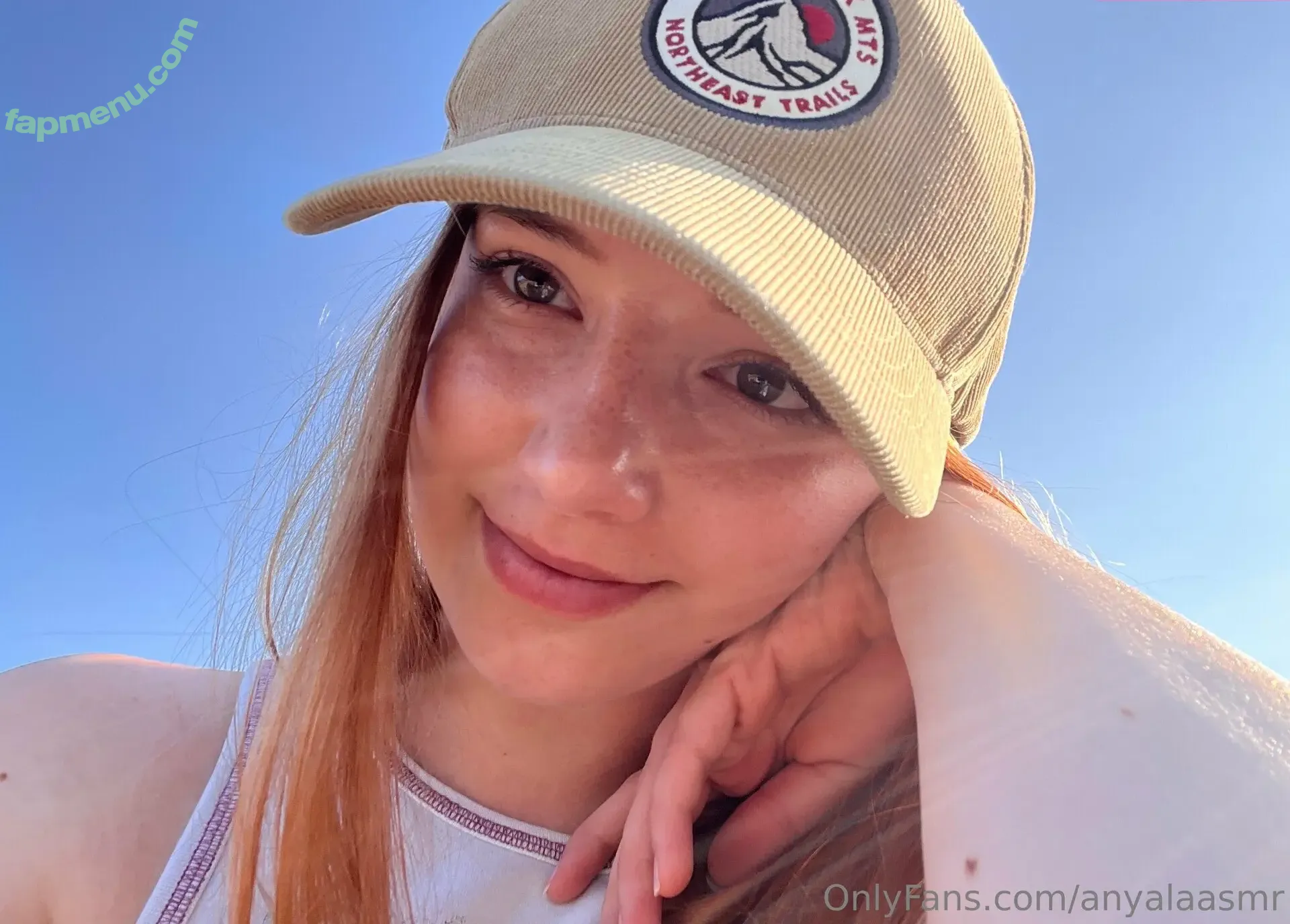 anyalaasmr nude photo #0021 (anyalaasmr)