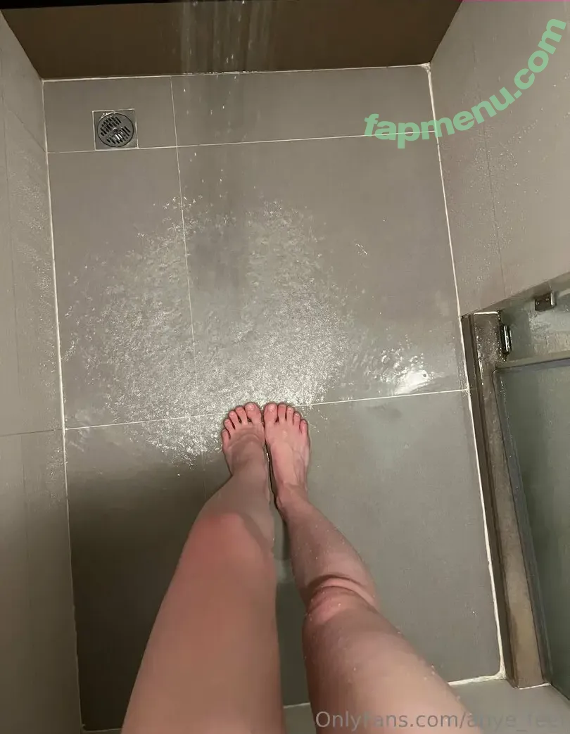 anye_feet nude photo #0112 (anyefeet)