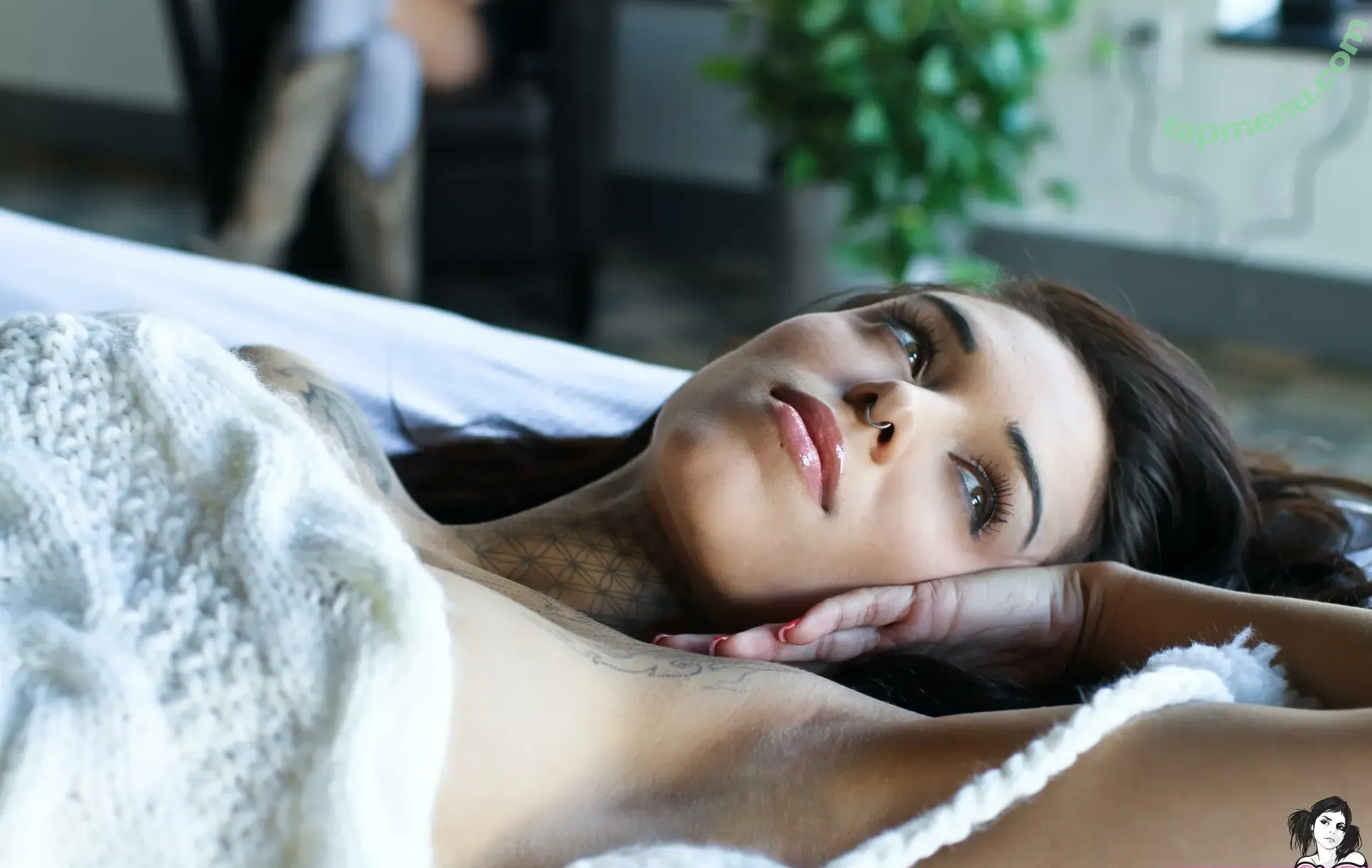 Arabella nude photo #0267 (arabellachi / arabelleraphael / witchbella)