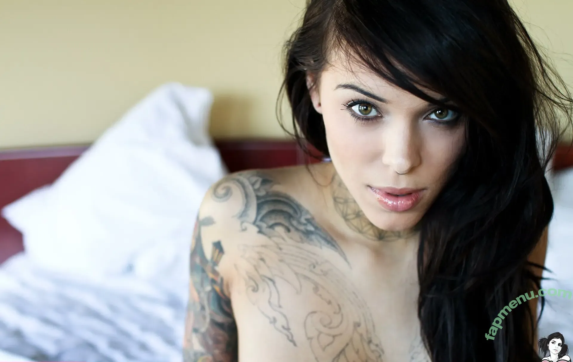 Arabella nude photo #0283 (arabellachi / arabelleraphael / witchbella)