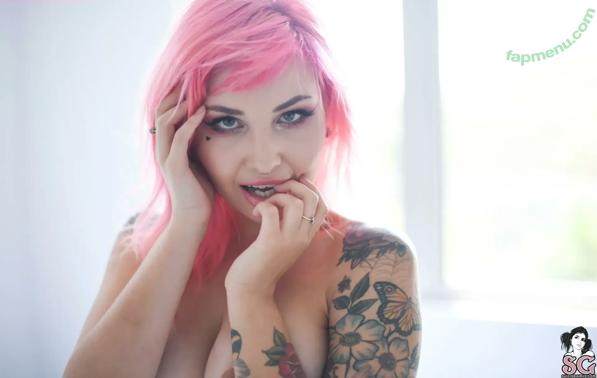 arachnie nude photo #1183 (arachnieava)