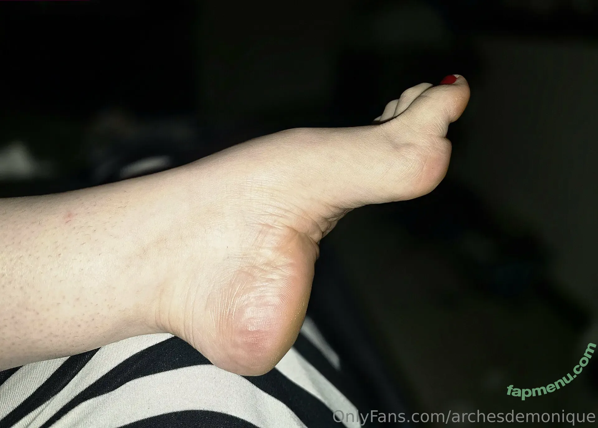 archesdemonique nude photo #0010 (free_the_pixies)