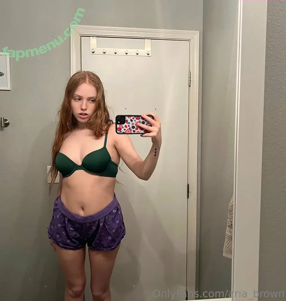 aria_brown nude photo #0012 (little.miss.aria)