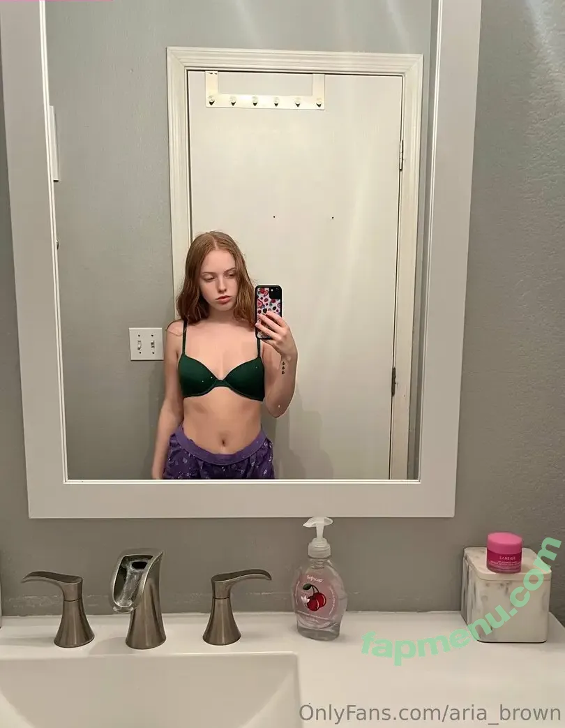 aria_brown nude photo #0028 (little.miss.aria)