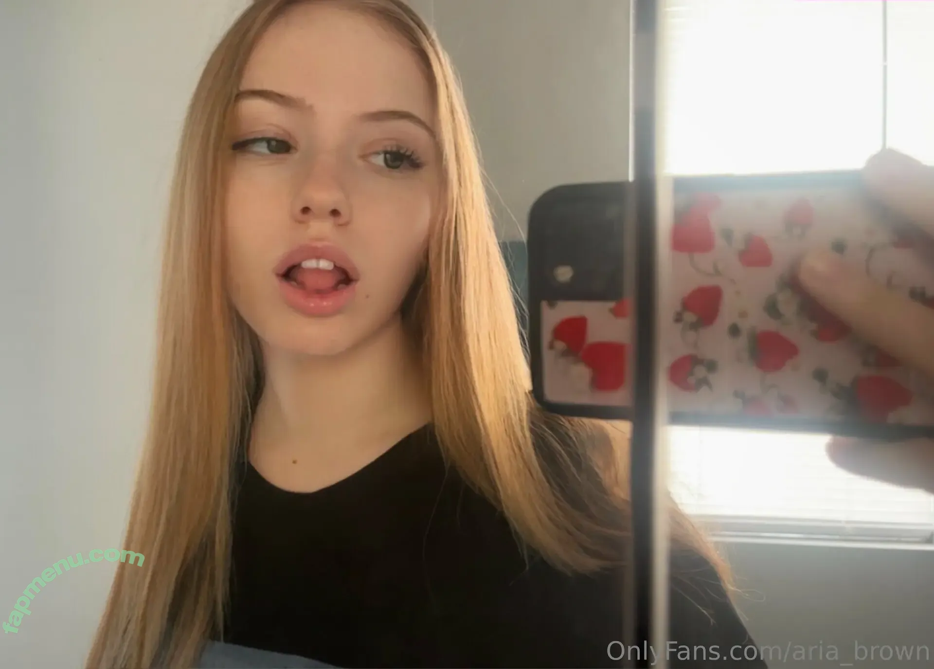 aria_brown nude photo #0031 (little.miss.aria)