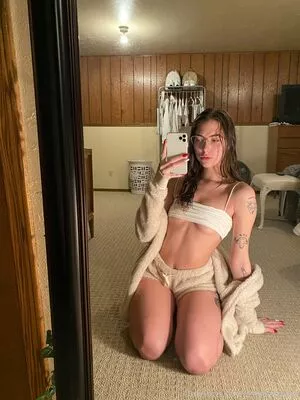 ariagb / inspiredbyari nude photo #0019